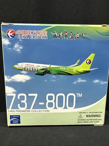 Dragon Wings BOEING 737-800 Diecast Airplane Model 1:400 Scale - Picture 6 of 23