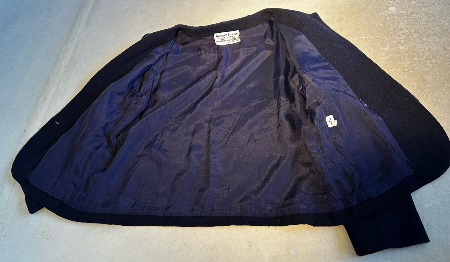 Vintage Albert NIPON  Women’s Navy Blue Wool Crep… - image 11