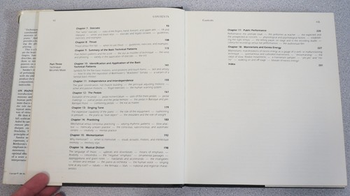 On Piano Playing - Motion, Sound, and Expression by Gyorgy Sandor, hardcover - Picture 9 of 22