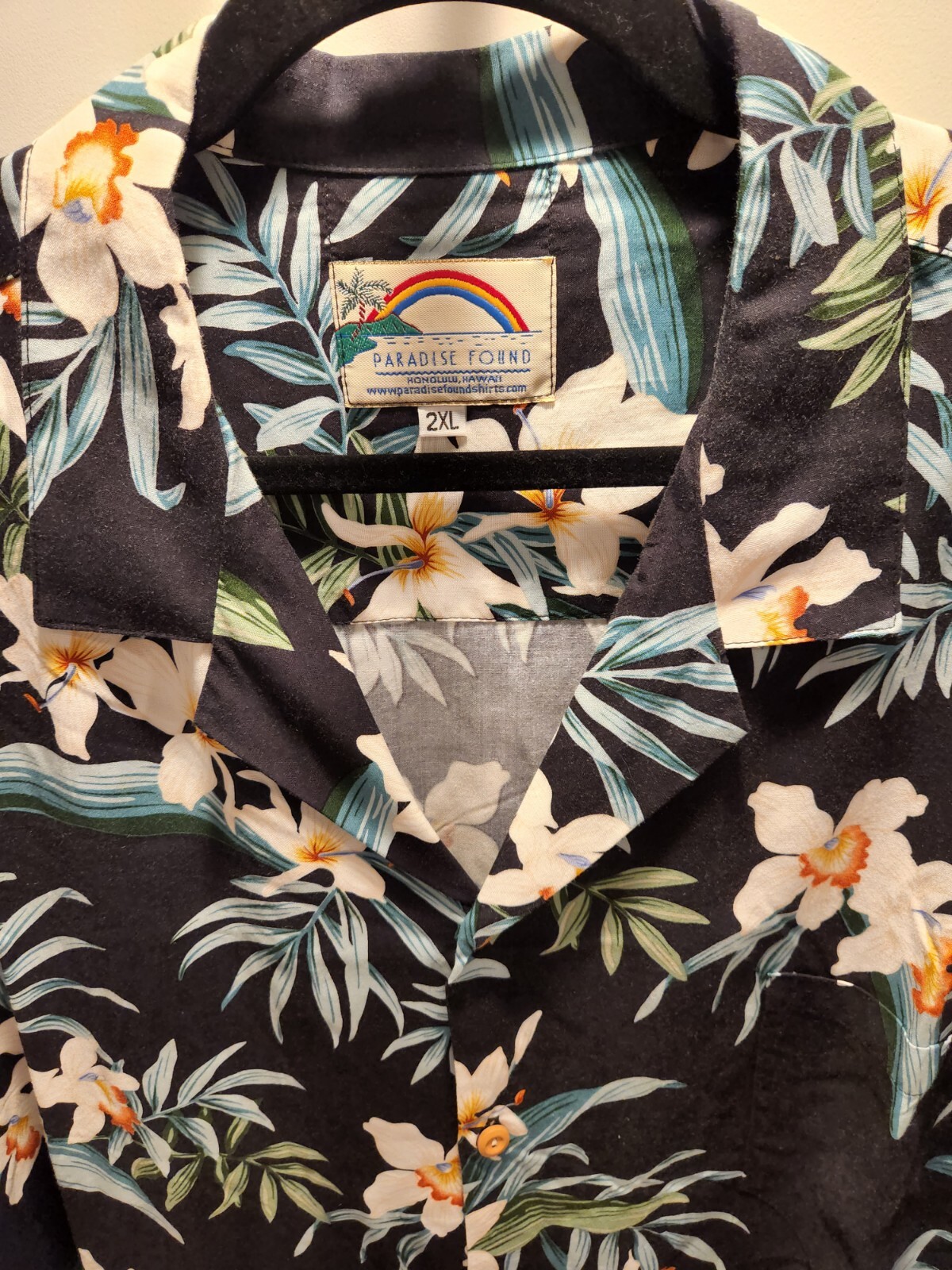 Paradise Found Hawaiian Aloha Shirt Mens 2XL Orchids Ginger Black Palms - Picture 3 of 4