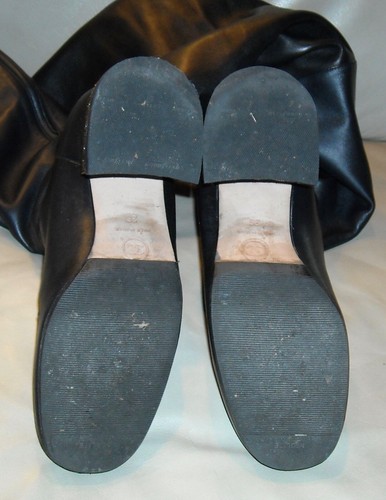 Women's 100% Authentic Chanel Lambskin Leather High Boots Size 36 Color Black - Picture 5 of 17