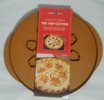 Nordic Ware Leaves & Apples Reversible Pie Top Cutter 12'' Baking New