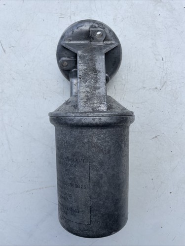 Mercedes W108  280Se 4.5 M117 Oil Filter Housing 116 184 05 09 - Picture 3 of 11