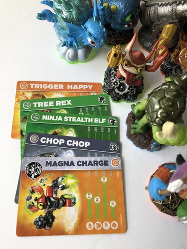 Skylanders Mixed Lot of 50+ Figures Castle Portal Game Crystals Cards - Picture 4 of 10