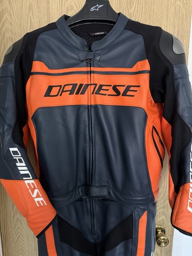 Dainese Leather Suit - Picture 5 of 6