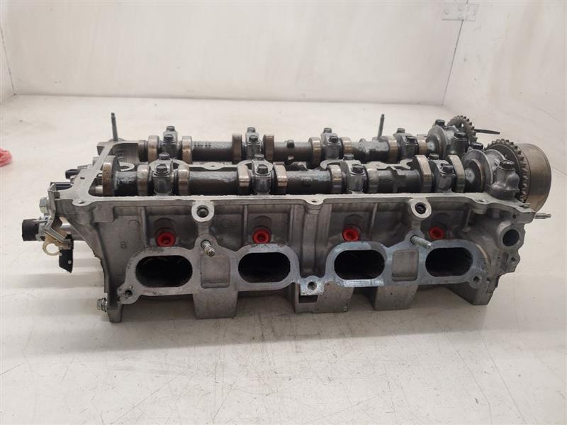 1ZZ FE Cylinder Head For Toyota Corolla Celica Altis MR2 RAV 4 Matrix Avensis 1