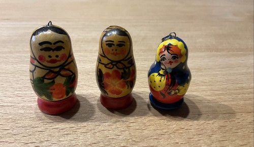 Matrjoschka 3er Set aus Holz - Mitbringsel aus Moskau 1986 - Handbemalt!!! - Bild 1 von 3
