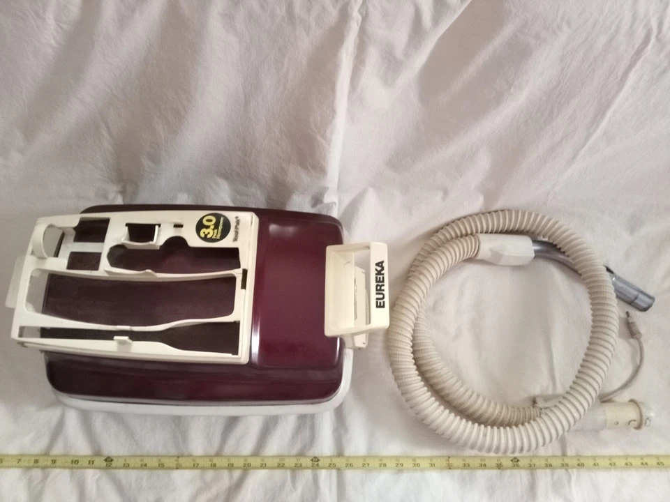 ASPIRADOR BOTE EUREKA Vintage Modelo 1756 B Con manguera, enciende con buena succión Foto 3 de 4