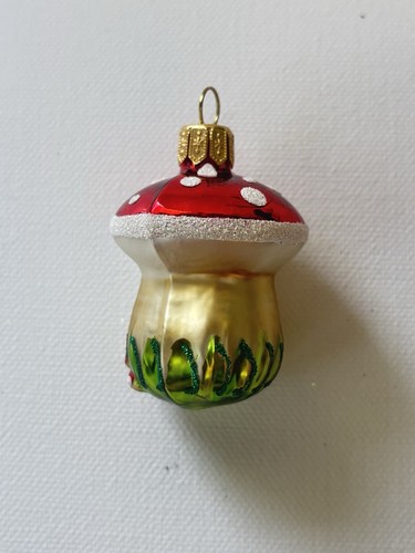 Set of 4 Mushrooms 2" Mercury Glass Christmas Ornaments - Picture 6 of 16