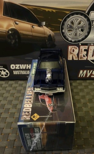 Holden Twin Carby HX LE Coupe - 1:64 Scale Red Bellies by Oz Wheels - Picture 3 of 4