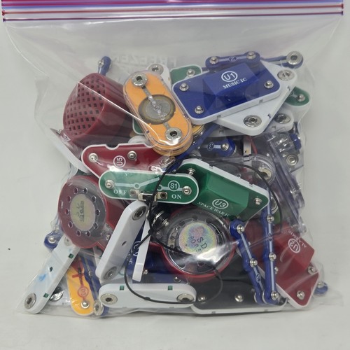Elenco Snap Circuits STEM Electricity Replacement Parks Lot Assorted Pieces - Picture 2 of 9