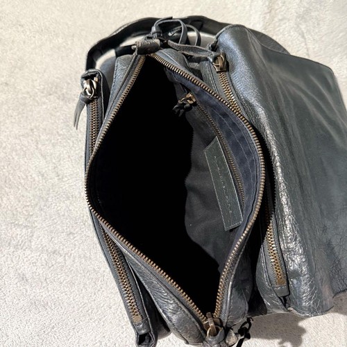 BALENCIAGA Arena Classic City Toolkit Black Leather Shoulder Bag fromJapan - Picture 7 of 10