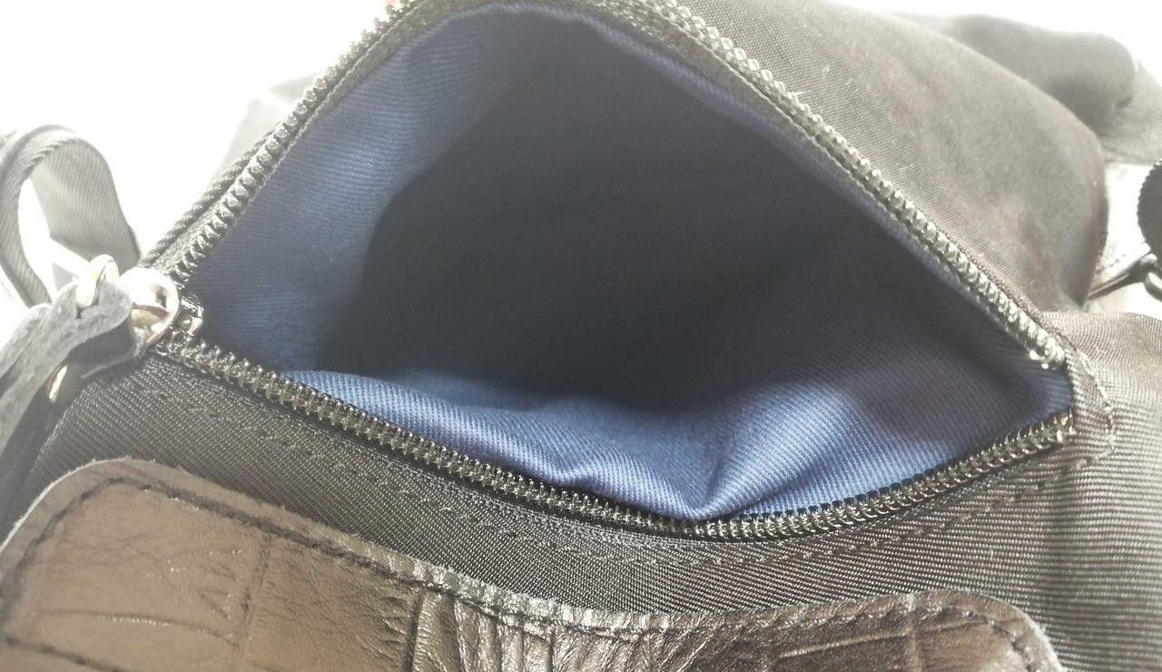 Crocodile Pattern Backpack Oritata Model Black OL… - image 15