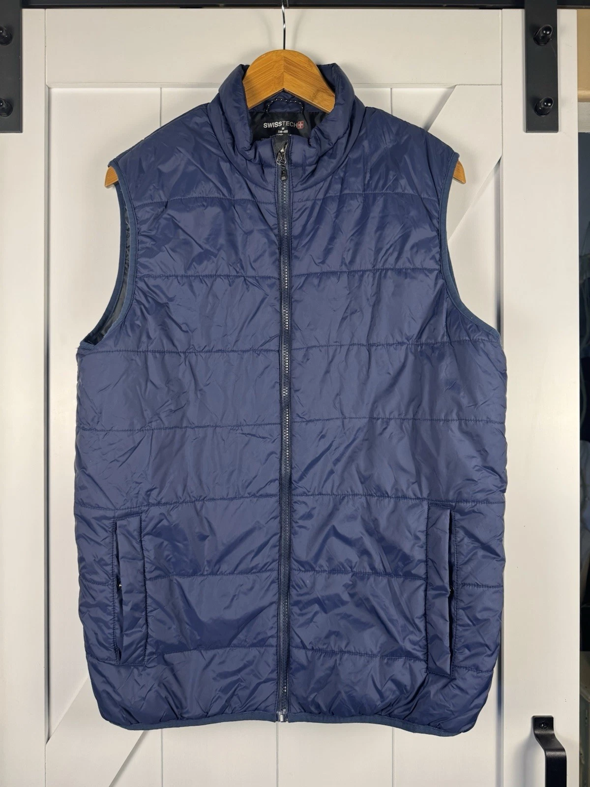 Swiss Tech Puffer Vest Mens Medium Blue Full Zip Quilted Outdoor Hiking