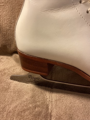 Reidell Figure Skating Boots W/ John Wilson "Wilson Excel" Blades Size 5.5 JR - Picture 8 of 17