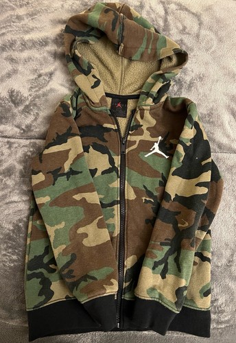 Air Jordan Zip Up Camo Long Sleeve Hoodie Kids Size M - Picture 1 of 5