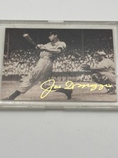 Joe DiMaggio HOF Gold Signature Magazine Insert Cut Out Yankees MINT CONDITION