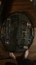 Men's Camouflage Compound Bow Archery Set with Arrows and Hard Case