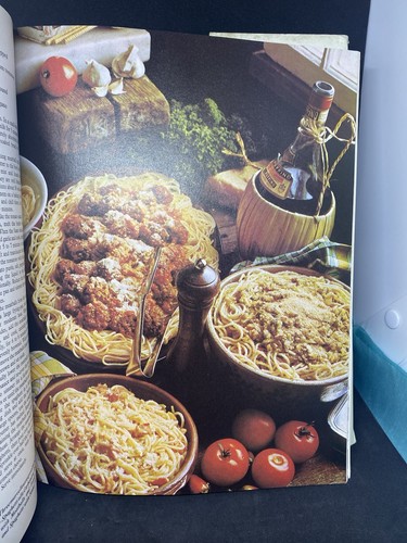 1985 Super cookery hardcover cookbook vintage with dust jacket - Bild 6 von 12