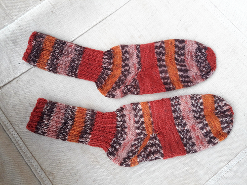 Selbstgestrickte Socken - Handarbeit - Gr. 37 - Neu