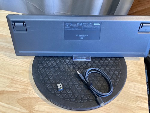 Teclado mecánico Bluetooth Logi MX con cable y dongle YR0082 - Imagen 2 de 5
