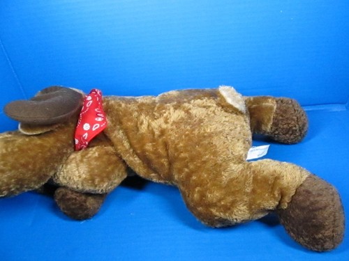 Wishpets 2005 Floppy Maxwell The Moose Laying Down Plush 20" Red Bandana w/Tag - Picture 3 of 9