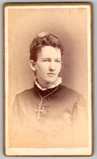 Antique Cdv Circa 1880s C.w. Nichols Gorgeous Lady Wearing Cross Rutland Vt