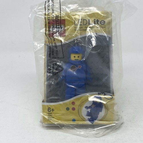 LEGO Classic Space LGL-KE10blue LED Key Light Classic Space Minifigure Key Chain - Picture 1 of 8