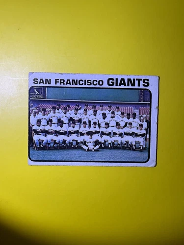 1973 Topps San Francisco Giants #434 ERROR OFF CENTER MISCUT