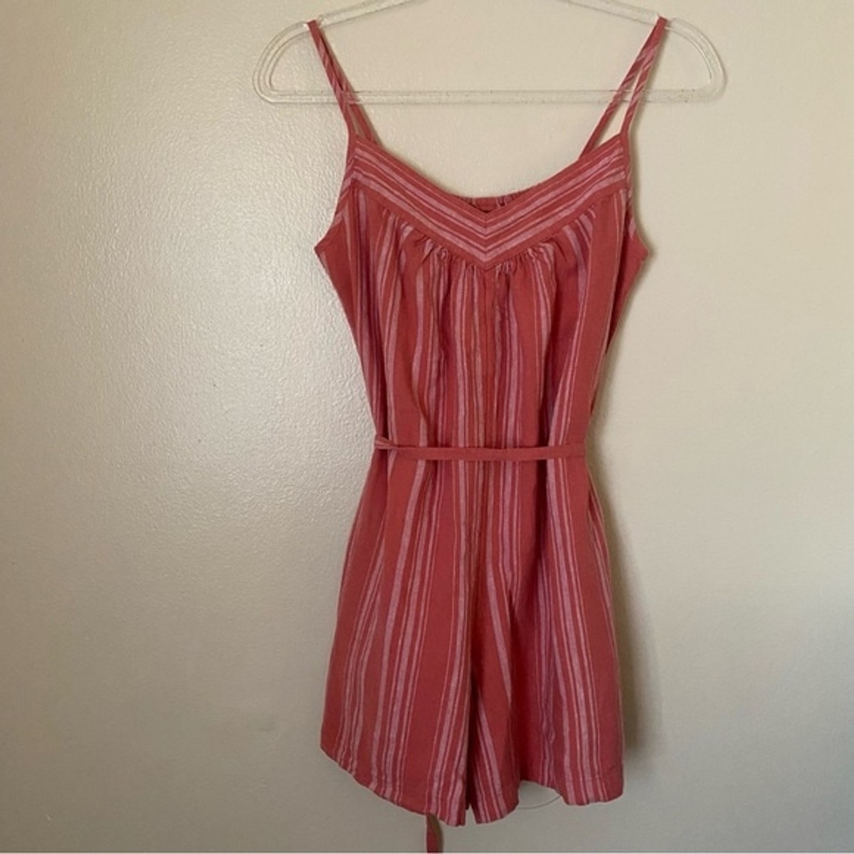 Uniqlo Women's Small Striped Linen Blend Salmon Pink Mini Romper