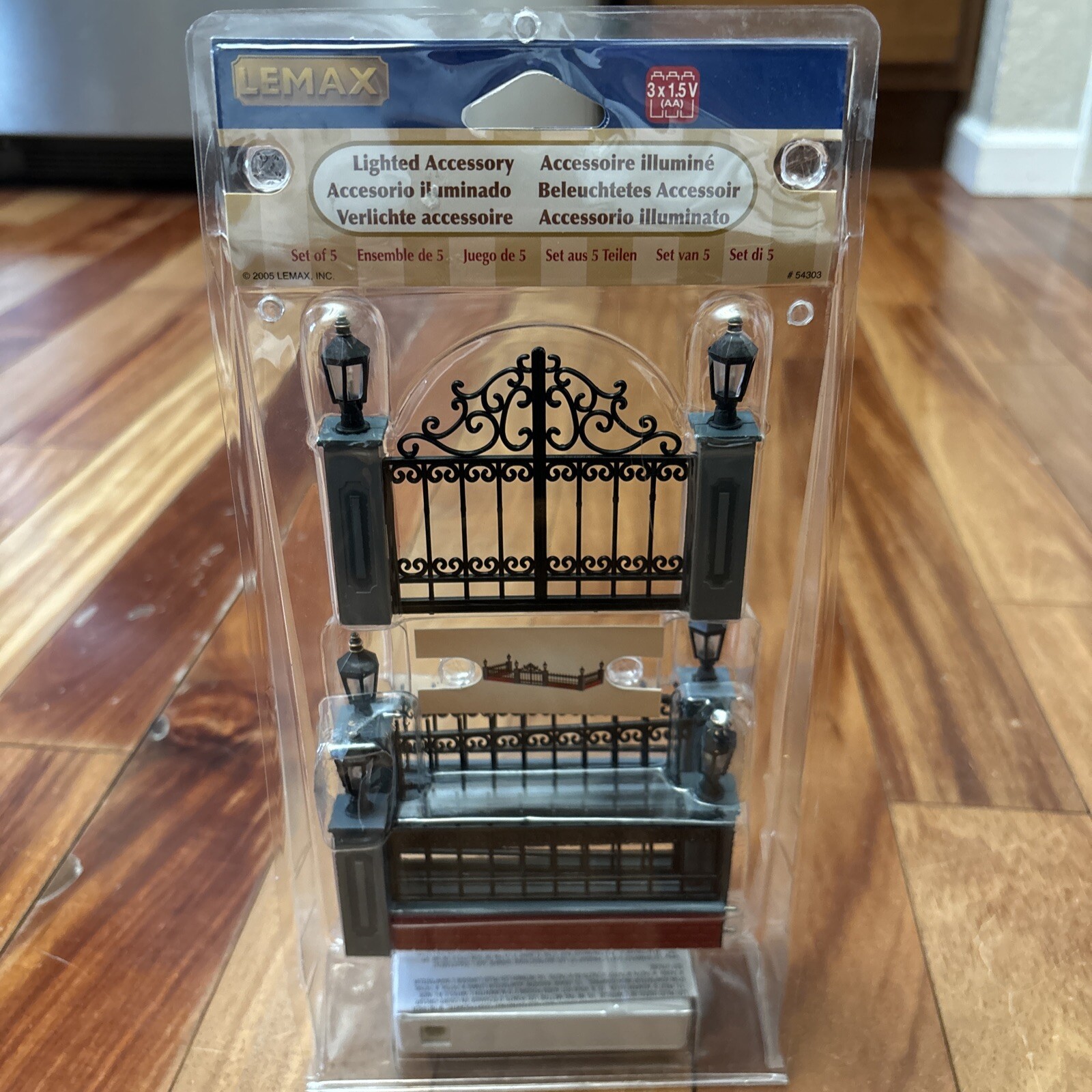 Click here to see eBay Auction