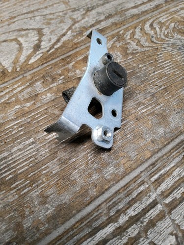 2008 08 07-08 Kawasaki Ninja ZX6R ZX600 Rear Back Passenger Seat Latch Lock - Picture 7 of 9