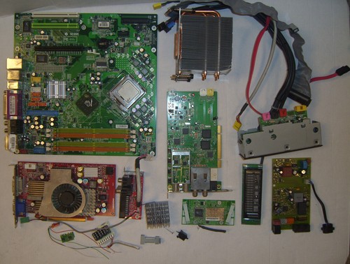 PC Bauteile Motherboard Grafikkarte Kartenleser TV Karte usw. als defekt