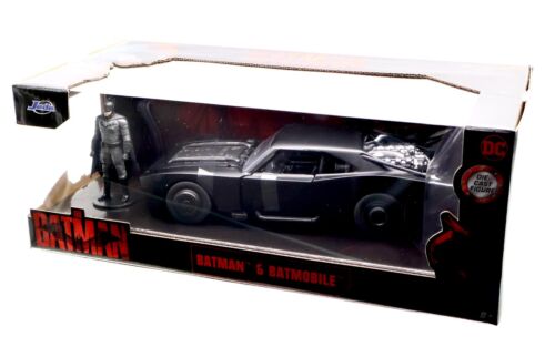 Jada Toys 1:24 2022 Batmobile With Batman Figure Movie Hollywood Rides Toy Model - Picture 5 of 7