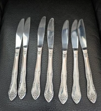 Rogers Dream Rose Dinner Knives Stainless Korea Set of 7 Knife Bud Vintage
