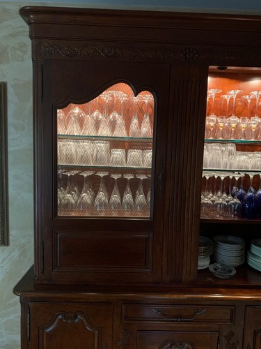 BAKER Dining Room China Cabinet - Picture 7 of 11