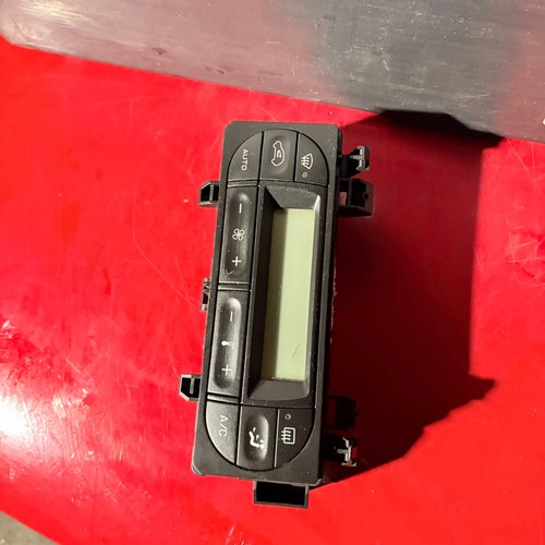 PEUGEOT 1007 DIGITAL CLIMATE CONTROL PANEL GENUINE OEM - Picture 8 of 13