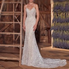 Beach Spaghetti Strap Wedding Dress Sleeveless Sweep Train Backless Bride Gown