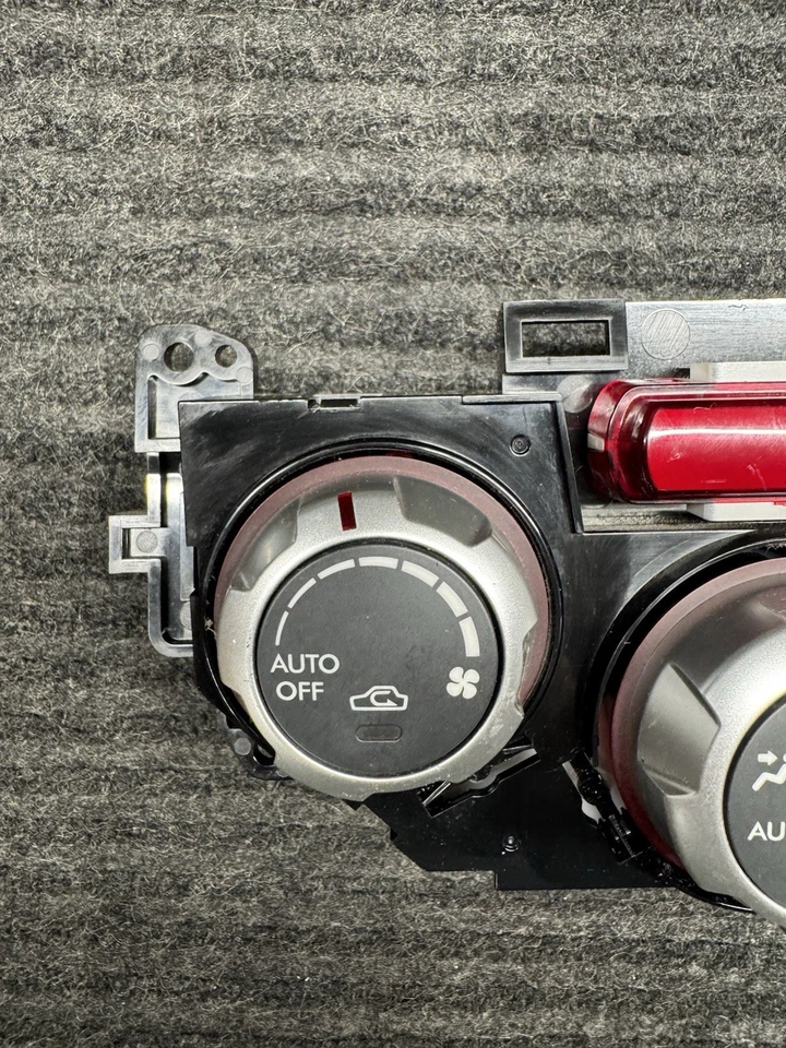 Subaru Impreza WRX 2009 2010 calefacción aire acondicionado control de temperatura 72311SC180 Foto 2 de 4