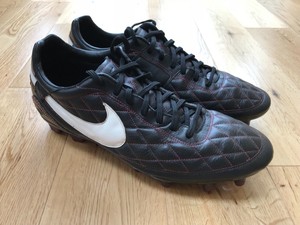 Nike Tiempo Ronaldinho Football Boots UK 11 | eBay ... Nike-Tiempo-Ronaldinho-Football-Boots-UK-11
