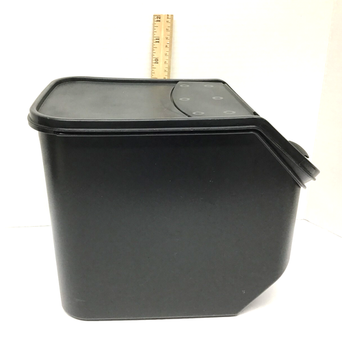 Tupperware Potato Keeper 8.3 liter Black Bin - Picture 3 of 10