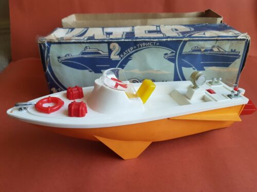 VINTAGE SOVIET USSR PLASTIC MOTOR BOAT TOY BATTERY OPER WITH BOX . - Photo 1/10