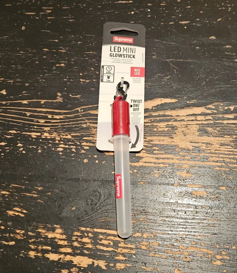 Porte clés Supreme DEL Mini Glow Stick SS18 DS + AUTOCOLLANT SURPRISE GRATUIT