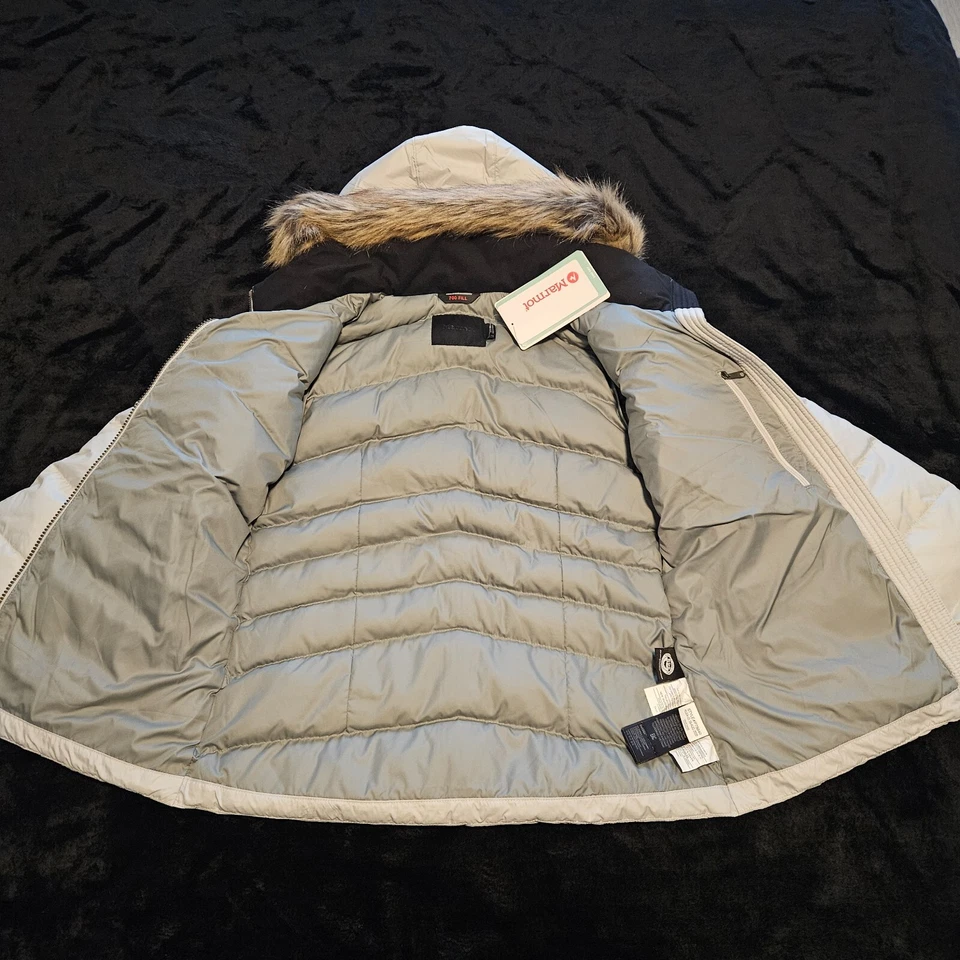 Marmot Women's Ithaca Down Puffer Jacket w/Hood Fill 700 GLACIER GRAY Sz - XS - Image 2 of 4