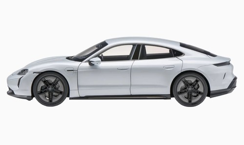 1:18 NOREV 2025 PORSCHE Taycan (J1.2) Turbo S Ice Gray Met. Black DEALER EDITION - Picture 3 of 5