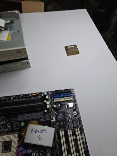 Placa madre Chaintech 7NIF2-000HA FR2C33-1 V2.0 - E80B zócalo A (PG462) - Imagen 18 de 18
