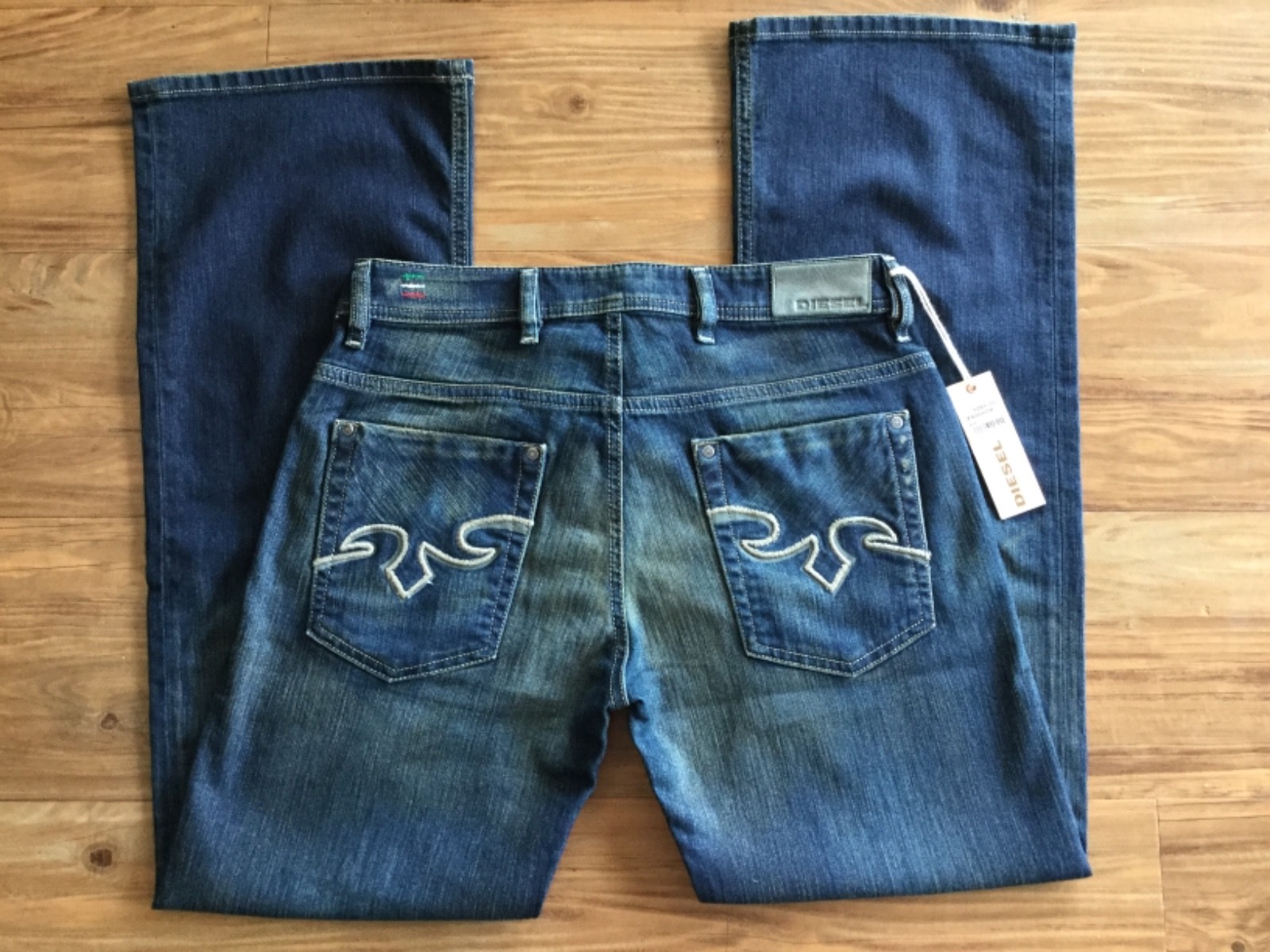 NWT Men’s Diesel ZAGHOR 008LE Jean’s Sz 28 X 30 Made In NWT Men’s Diesel ZAGHOR 008LE Jean’s Sz 28 X 30 Made In