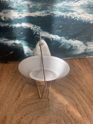 Vintage Mount Rushmore Souvenir Set of Miniature Tea Cup & Saucer Set with Stand - Picture 4 of 8