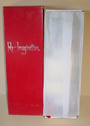 Tonner ~ 16" Re-Imagination ~ The Queen of Swords Halloween Convention LE 250 - Picture 9 of 9