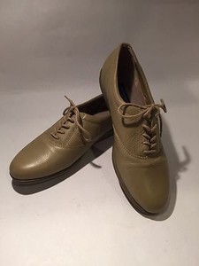 easy spirit leather shoes